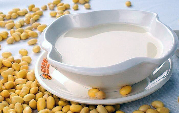 豆浆和鸡蛋能一起吃吗 豆浆和鸡蛋能一起吃吗